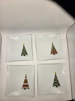 The Pampered Chef Holiday Appetizer Plates 6"×6" Christmas Tree 8 Pieces - Image 1 of 4