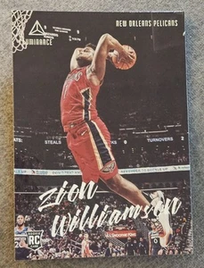 2019-20 Panini Chronicles Luminance Zion Williamson Rookie - New Orleans Hornets - Picture 1 of 2