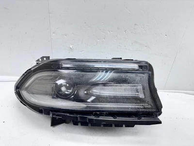 Faro halógeno delantero derecho OEM Dodge Charger 2015 2016 2017 2018 2019-2022 Foto 1 de 4