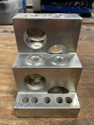 Ilsco D2553 TA1600RD Breaker Terminal Lug 1000-500KCMIL NEW TAKE OUT - Image 1 of 4