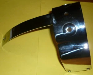 TRIUMPH MUDGUARD BRIDGE CHROME T160 T140 TR7 97-7004C - Picture 1 of 1