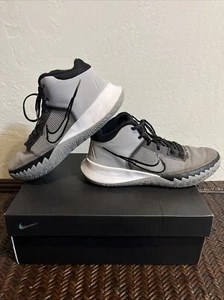 Nike Kyrie Flytrap 4 Mens Size 8.5 Wolf Gray Black Basketball Shoes Sneakers - Picture 1 of 7