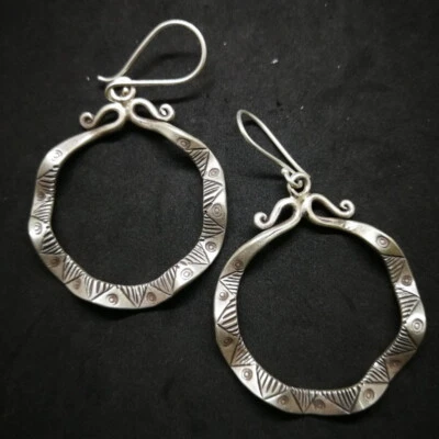 精美银色耳环纯银 925 亚洲工匠复古波浪环 Auctue — 第 1/4 张图片