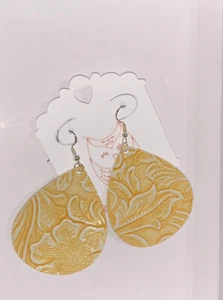 Light As A Feather Women's Drop Of Floral Yellow Earrings Faux Leather - Picture 1 of 2