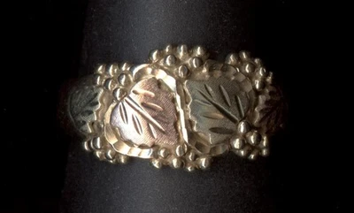 10K 4.7 Gram Size 7.5 Solid Yellow & Rose Gold Grape Leaf Petal Band Ring dE - Image 1 of 3