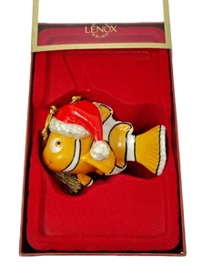 Lenox Nemo encuentra adorno de Navidad en caja pez payaso Disney Pixar 6395396 - Imagen 1 de 11