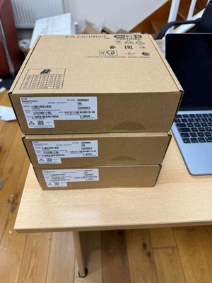 Aruba 510 Series Campus Access Point - White (Q9H62A) - Image 1 of 4