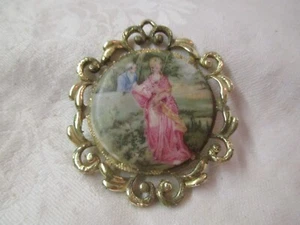 Vintage gold tone Brooch painted porcelain Courting Couple - Picture 1 of 3