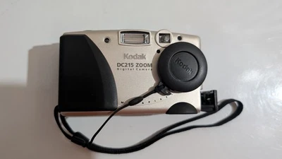 Kodak DC215 Zoom Digital Camera UNTESTED  NO CARD - Image 1 of 4