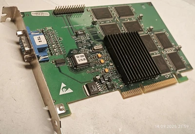Vintage 3Dfx AGP Card Voodoo3 1000 Avenger (210-0383-001) 16 MB SGRAM - Image 1 of 4