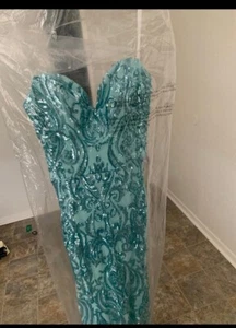 dresses for women - Picture 1 of 2