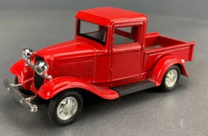 1:43 Road Signature 1934 Ford Pickup Red D1037 - Picture 1 of 6