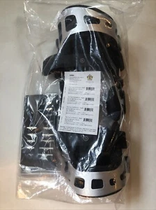 Dr Medical The DUAL OA Reliever Right Medium Knee Brace DRM12252022 NEW - Picture 1 of 9