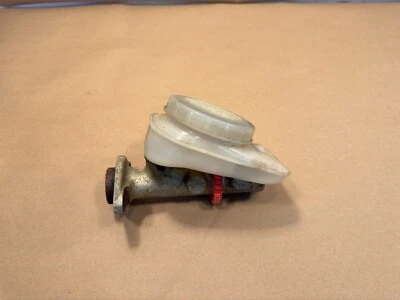 Triumph TR6 1968-76 Original Brake Master Cylinder with Reservoir OEM PN 68822 - Image 1 of 4