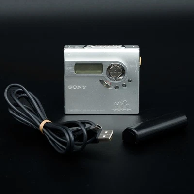 SONY MZ-N920 PORTABLE MD PLAYER RECORDER WALKMAN NET-MD USED WORKING FROM JAPAN - Image 1 of 4