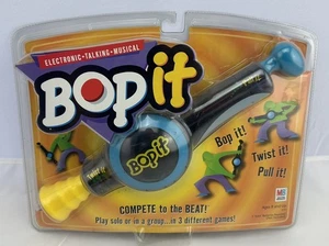 2001 Bop It Handheld Game by Hasbro Brand New Sealed FREE SHIPPING - Picture 1 of 2
