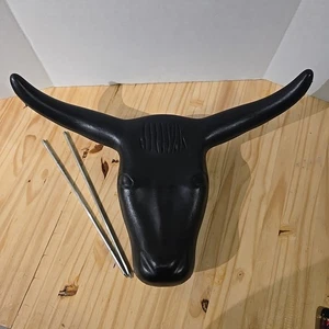 Mustang Steer Head Plastic Roping Dummy with Rods Pre-owned Excellent Condition  - Picture 1 of 8