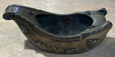 Y5209 FLOWER VASE Copper boat-shaped hanging wave plover Japan ikebana antique - Image 1 of 4