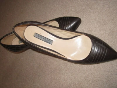 ANNE KLEIN  BROWN LEATHER HEELS.SIZE 7.5 M.MADE IN BRAZIL - Image 1 of 4