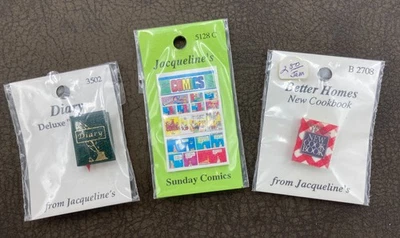 Libro de cómics, diario y cocina de domingo de Jacqueline's para casa de muñecas 1:12 Foto 1 de 3