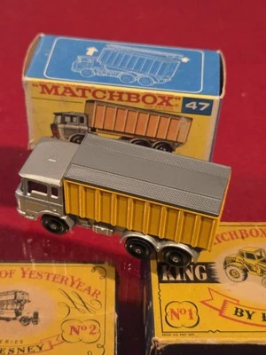Matchbox Lesney No. 47 DAF Tipper Container Truck (MINT) Original  Box (NM) - Image 1 of 2