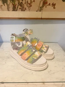 Dr. Martens V Clarissa II Shoes Womens Size 9 White Floral Platform Sandals UK 7 - Picture 1 of 6