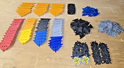 Knex Triangle Panels Assortment 187 Pieces - Image 1 of 4