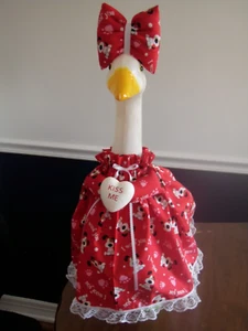 Goose clothes outfit - Valentine "I Woof You" & dog w/bow for lg 24-27" goose - Picture 1 of 4
