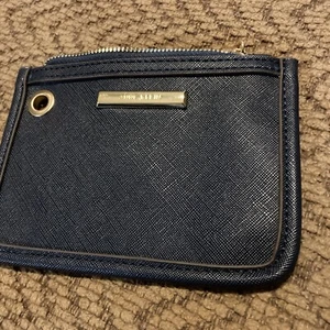 Designer Anne Klein Navy Small Wallet Gold Zipper Credit Card Coin Mini Pouch LN - Picture 1 of 6