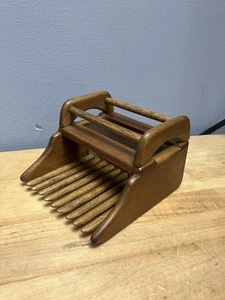 Vintage ? Kleine HOLZ CRANBERRY SCHAUFEL Deko WANDBEHANG Holz PICKER Rechen - Bild 1 von 13