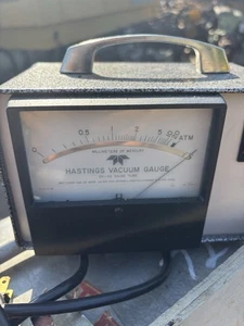 Teledyne Hastings VT-4B Vacuum Controller - Picture 1 of 5