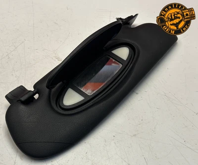 Parasol delantero derecho Porsche 911 2006-2012 cupé (lado del pasajero) (negro) OEM Foto 1 de 4