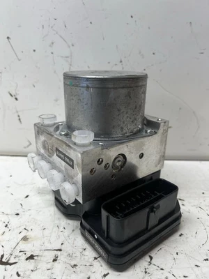 Nissan Murano 2016 2017 módulo de bomba de freno ABS 2,5 L 47660-5AH1E OEM R1209 Foto 1 de 4