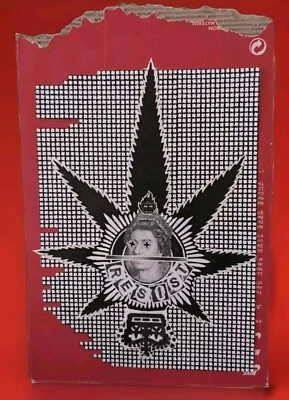 Collage de papel firmado Corrosive 8 Resist QE2 HERB QUEEN 2020 firmado roble Foto 1 de 4