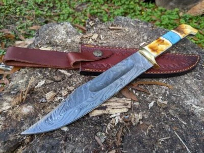 NEW Hunting Knife 8" Damascus Steel Blade Burnt Bone/Turquoise Handle + Sheath - Image 1 of 4