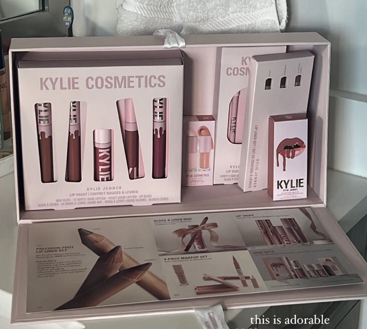 Kylie Cosmetics Holiday PR Box Foto 1 de 1