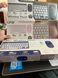 Juego de Teclado y Mouse Táctiles Inalámbricos Cylo Plateado ELIGE EN EL MENÚ DESPLEGABLE A CONTINUACIÓN - Imagen 1 de 8