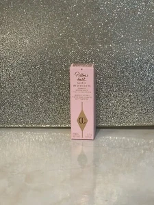 Lápiz labial Charlotte Tilbury Matte Revolution en almohada Talk - Imagen 1 de 8