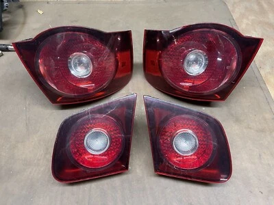 Juego de montaje de luces traseras Volkswagen Jetta 2009 Foto 1 de 4