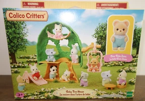 Calico Critters Baby Tree House Sylvanian Families Bear Baby Jason Juego de 9 piezas NUEVO - Imagen 1 de 7