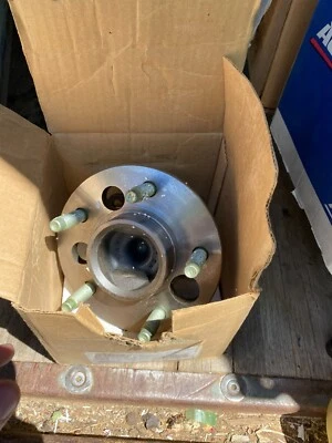 (1) Ступица подшипника заднего колеса в сборе GM OE ACDelco 2000-2005 Chevrolet Impala - Изображение 1 из 4