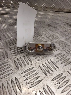 Luz intermitentes guardabarros delantero Seat Altea XL 2010 6L0949117A DRA15935 Foto 1 de 3