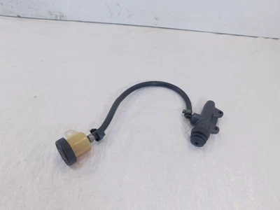 Cilindro maestro de freno de rueda trasera BMW F650CS F650GS F800R F800S F800ST 2001-2015 Foto 1 de 4