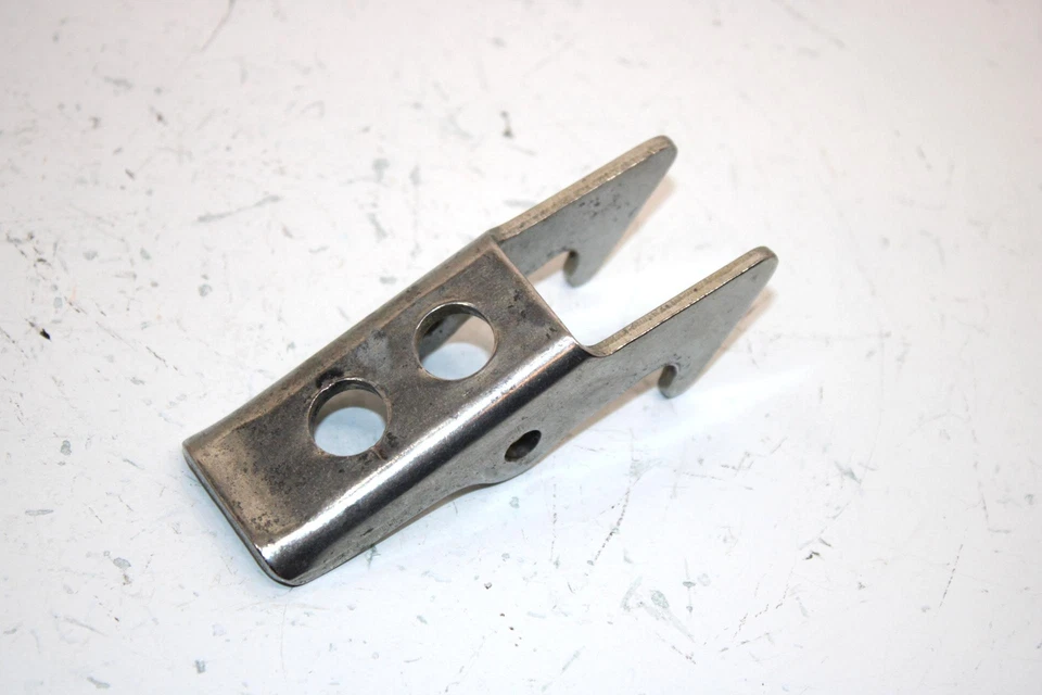 87 Kawasaki Bayou 185 Klf185a Oem Seat Latch Hook 27012-1322 AK13 - Image 1 of 4