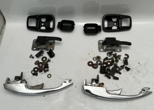 Pair of VW Bug Ghia Bus Type 3 Black Left / Right Inner & Exterior Door Handles - Picture 1 of 23