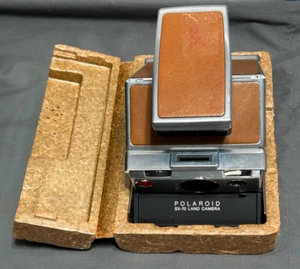 Estuche de espuma de poliestireno de cuero bronceado para cámara terrestre POLAROID SX-70 de colección SIN PROBAR limpio - Imagen 1 de 11