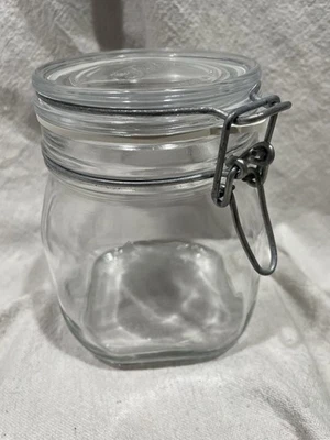 Bormioli Rocco .75L Fido банка - 5,25" H с герметичной защелкивающейся крышкой - б/у в отличном состоянии! Консервирование/хранение - Изображение 1 из 4