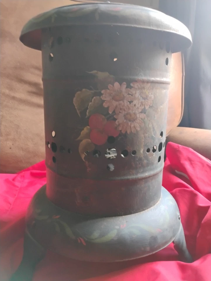 Auténtico calentador de queroseno pintado a mano vintage sin probar, se vende como está Foto 1 de 4