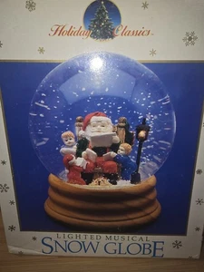 HOLIDAY CLASSICS CHRISTMAS LIGHTED SANTA MUSICAL SNOW GLOBE - 6" - ORIG BOX - Picture 1 of 7