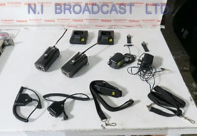 2x Walkie Talkies Motorola Radio Gp300 con Cargador y Mando a Distancia Auricular Batería Foto 1 de 4